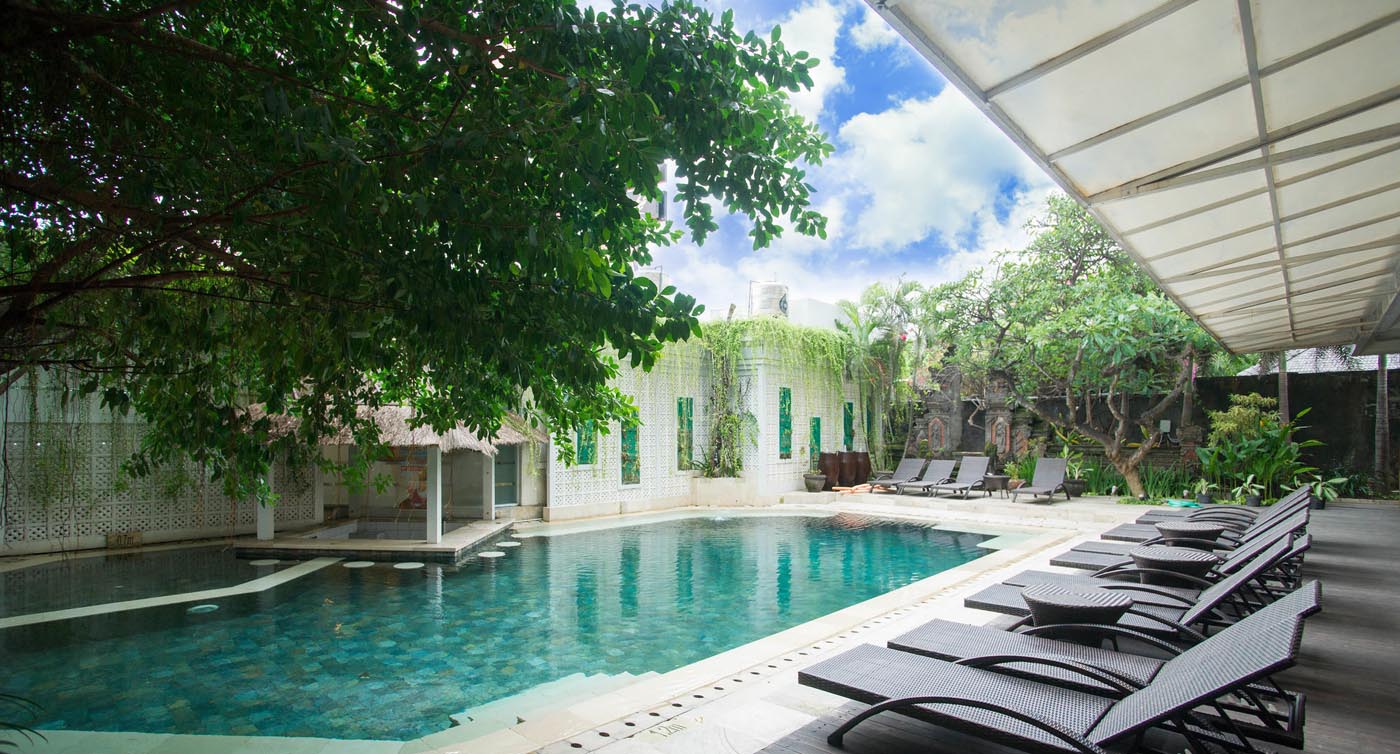 pool-slideshow
